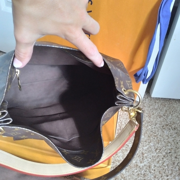 Traded ❤️ Louis Vuitton Metis Hobo - Picture 12 of 16